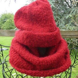 Ensemble bonnet et snood rouge